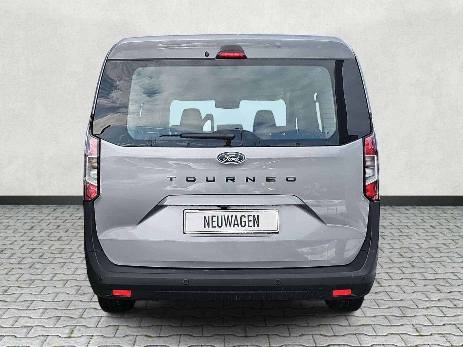 Fahrzeugbild eines Ford Tourneo Courier