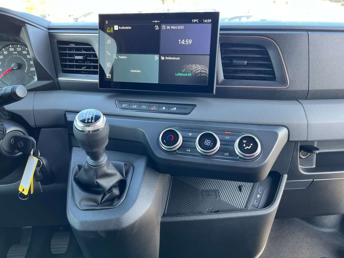 Fahrzeugbild eines Renault Master
