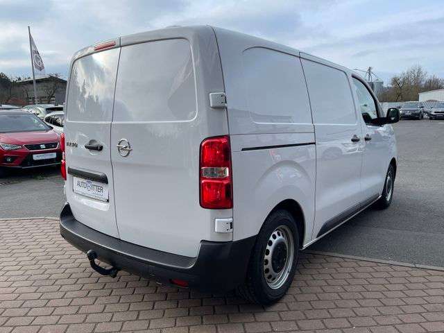 Fahrzeugbild eines Opel Vivaro