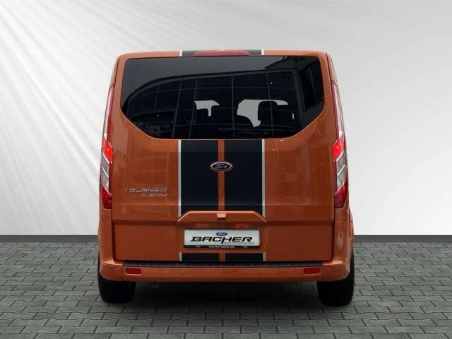 Fahrzeugbild eines Ford Tourneo Custom