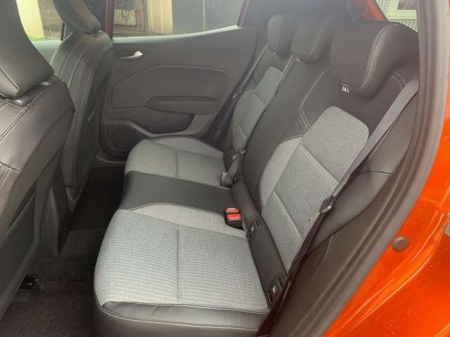 Fahrzeugbild eines Renault Clio