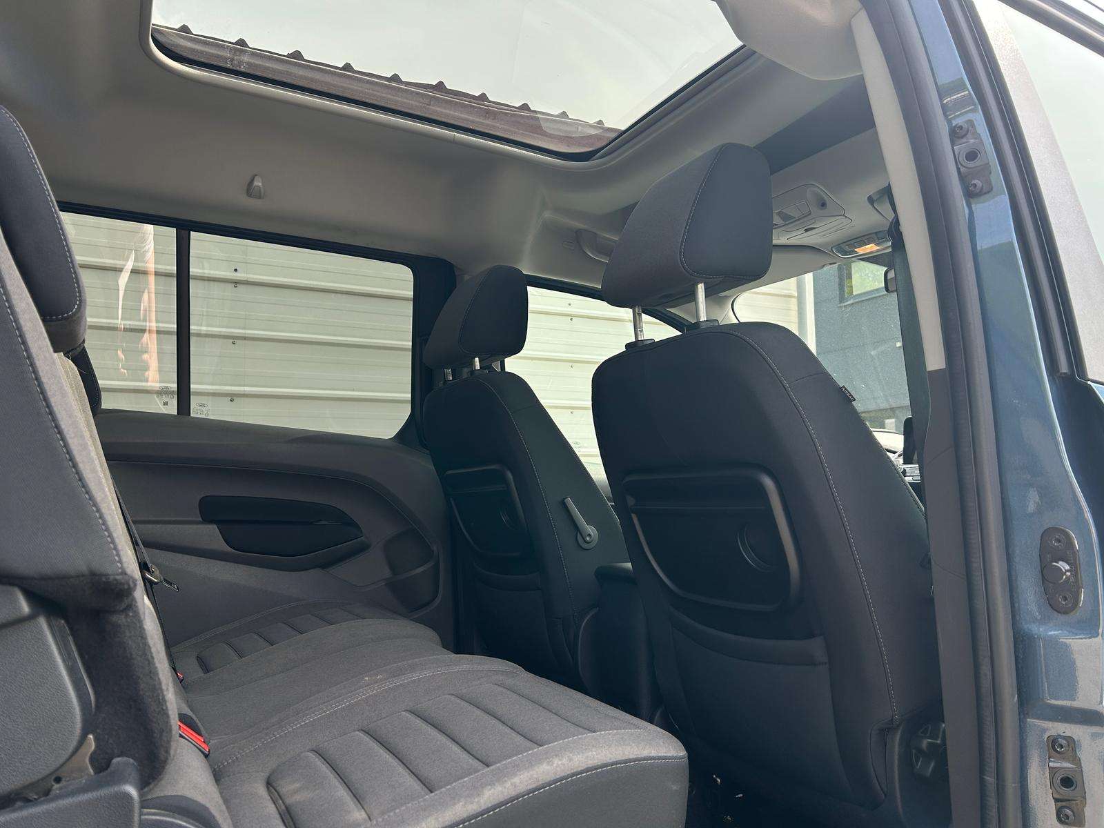 Fahrzeugbild eines Ford Tourneo Connect
