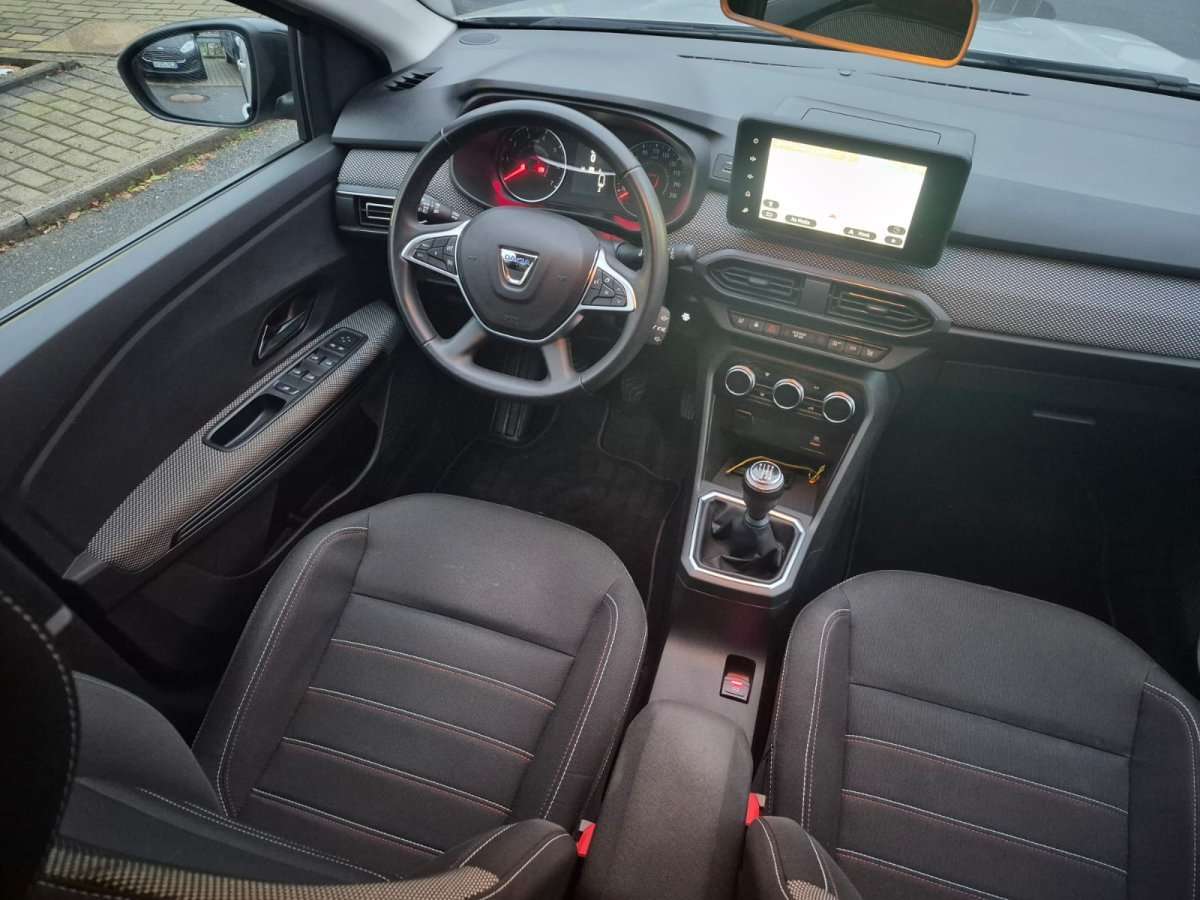 Fahrzeugbild eines Dacia Jogger