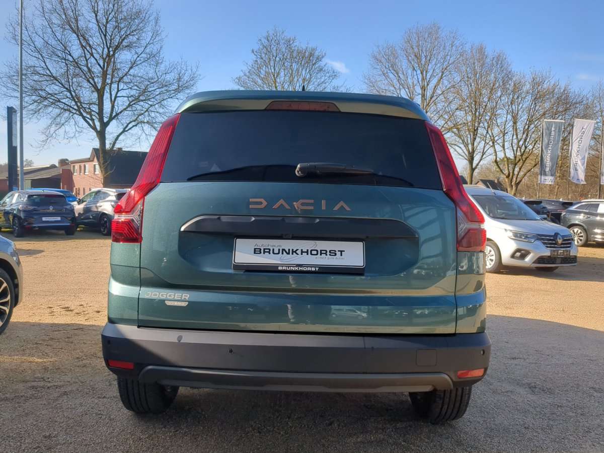 Fahrzeugbild eines Dacia Jogger