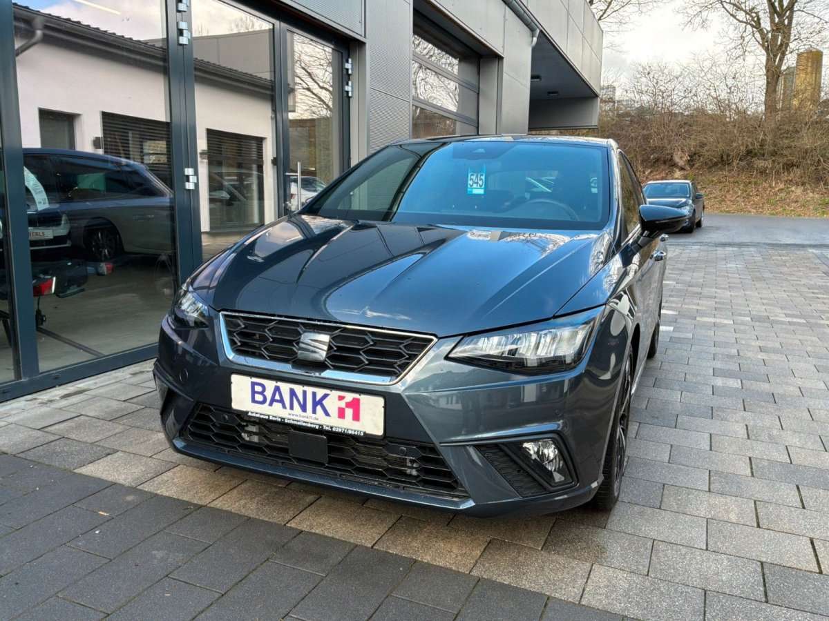 Fahrzeugbild eines SEAT Ibiza