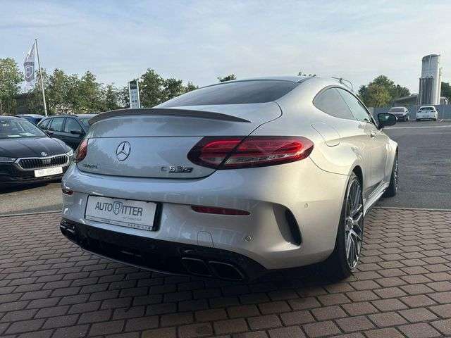 Fahrzeugbild eines Mercedes-Benz C-Klasse