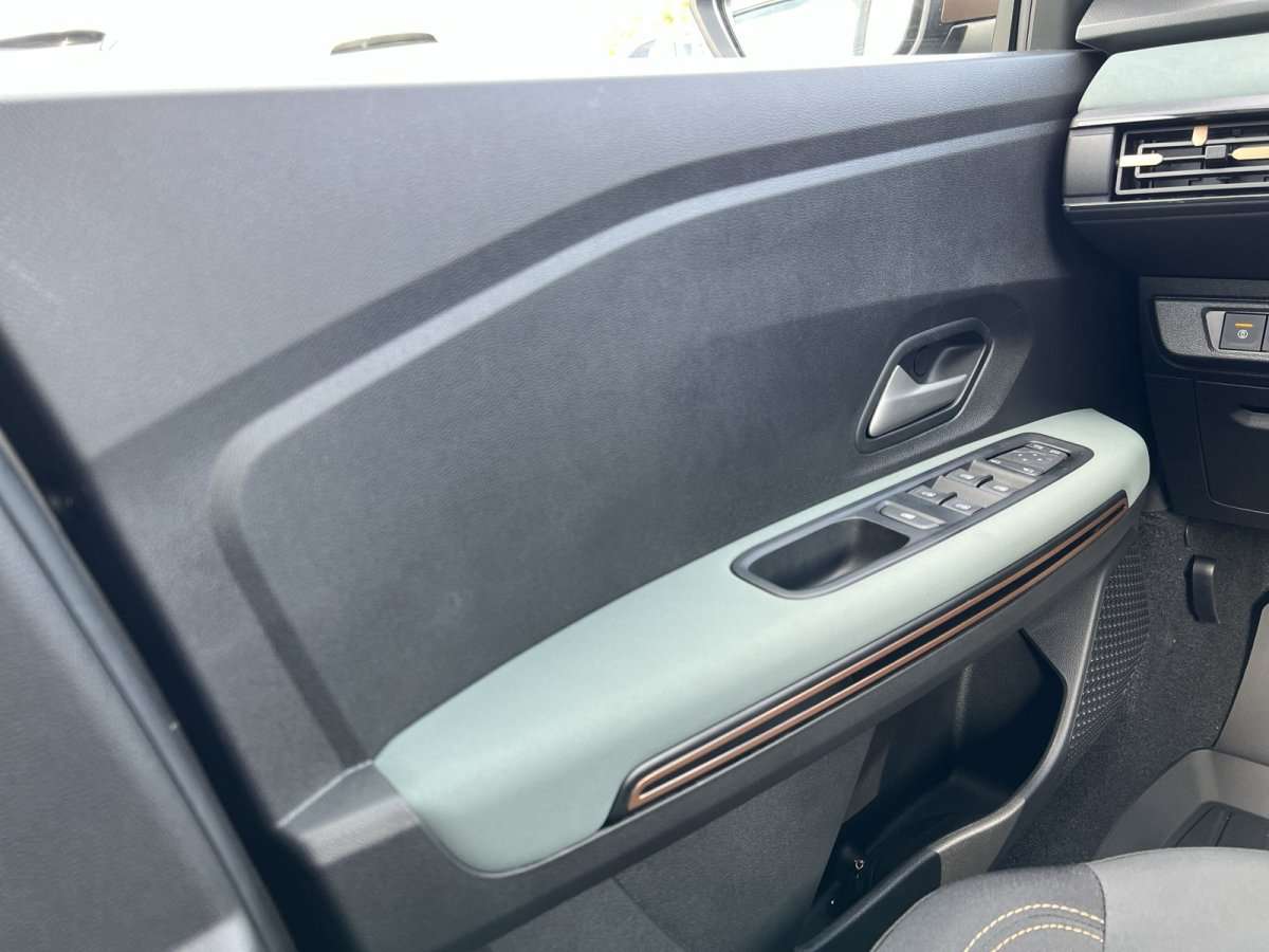 Fahrzeugbild eines Dacia Sandero