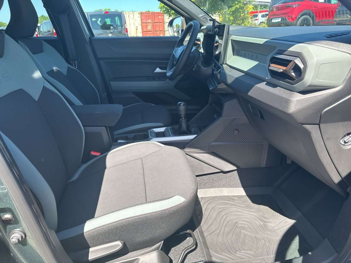 Fahrzeugbild eines Dacia Duster