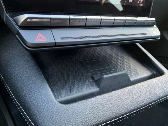 Fahrzeugbild eines Renault Megane E-TECH