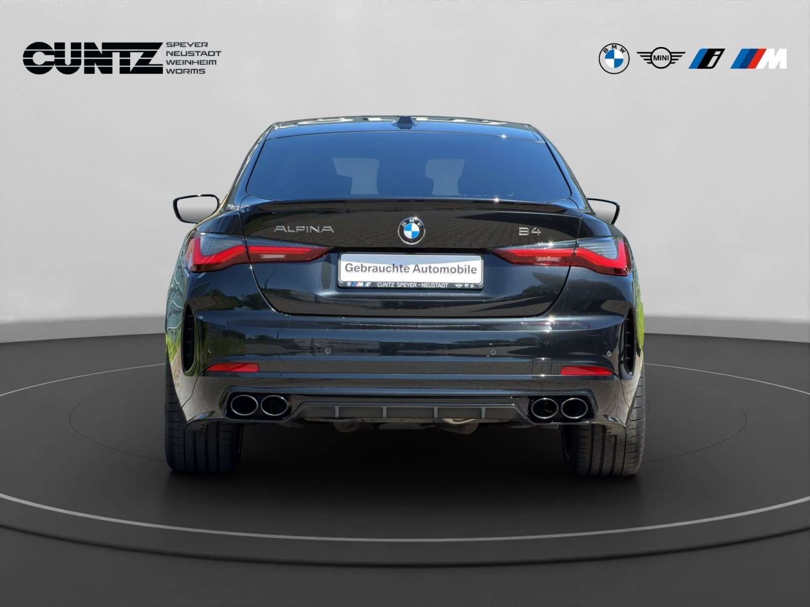 Fahrzeugbild eines Alpina B4