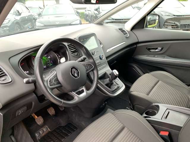 Fahrzeugbild eines Renault Grand Scénic