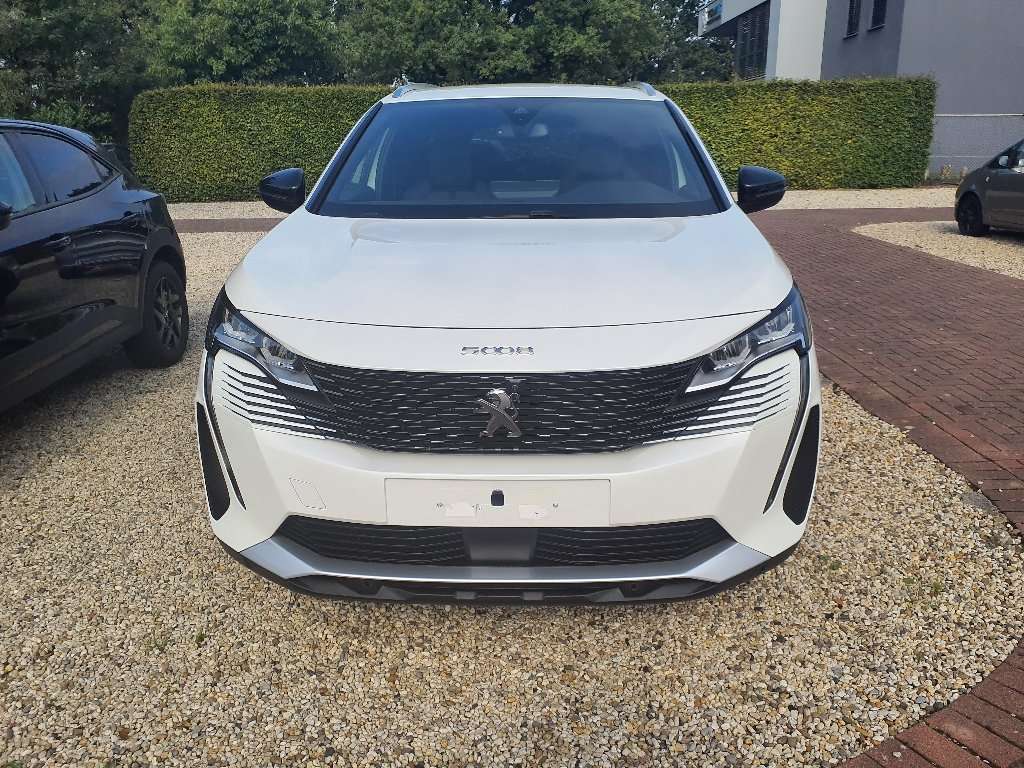 Fahrzeugbild eines Peugeot 5008