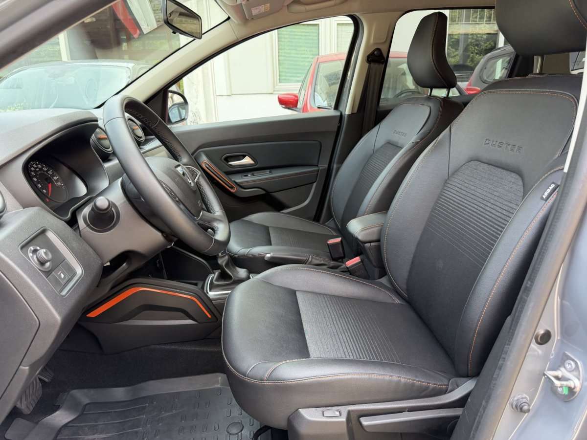 Fahrzeugbild eines Dacia Duster