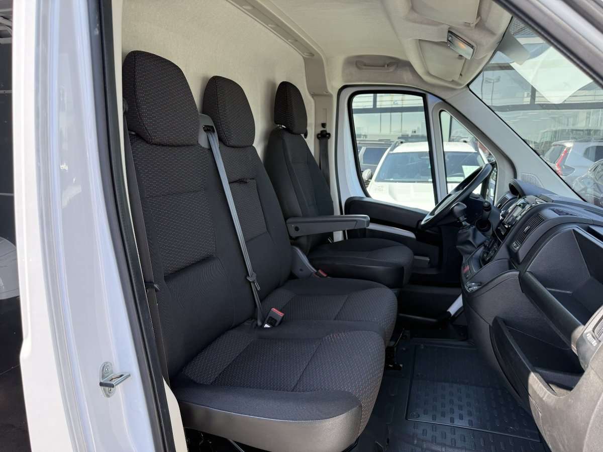 Fahrzeugbild eines Opel Movano