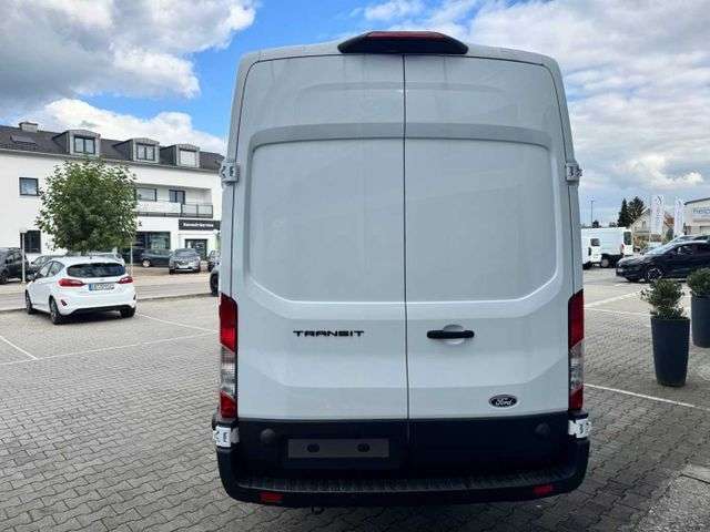 Fahrzeugbild eines Ford Transit