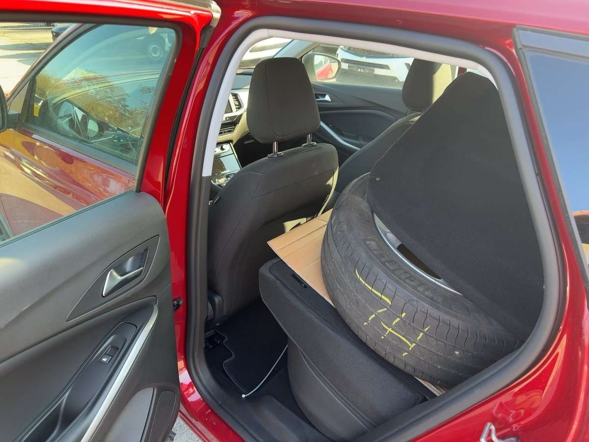 Fahrzeugbild eines Opel Grandland X