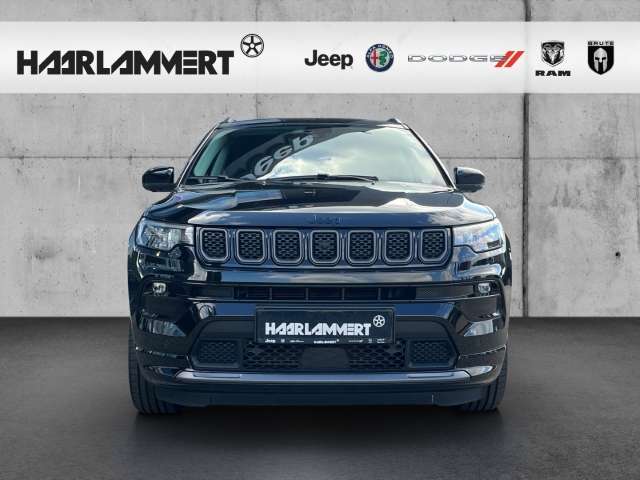 Fahrzeugbild eines Jeep Compass