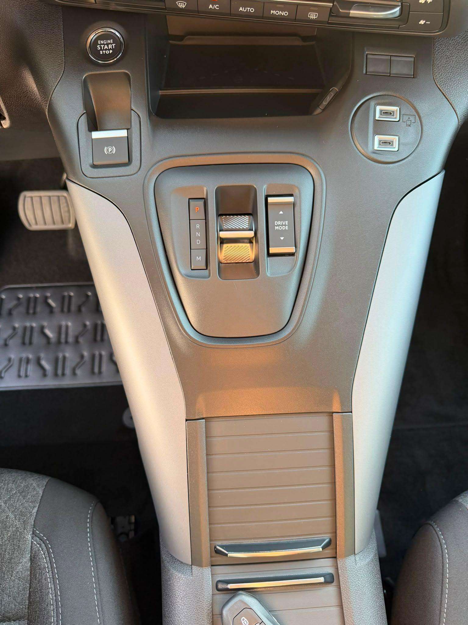 Fahrzeugbild eines Opel Combo Life