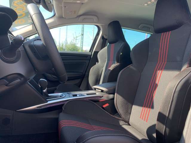 Fahrzeugbild eines Renault Megane E-TECH