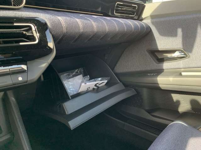 Fahrzeugbild eines Renault 5 E-TECH