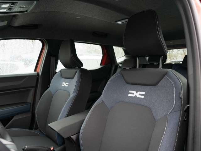 Fahrzeugbild eines Dacia Duster