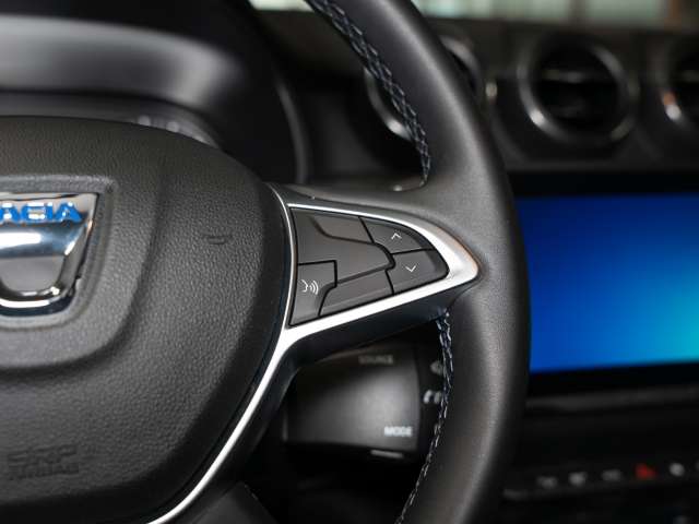 Fahrzeugbild eines Dacia Duster