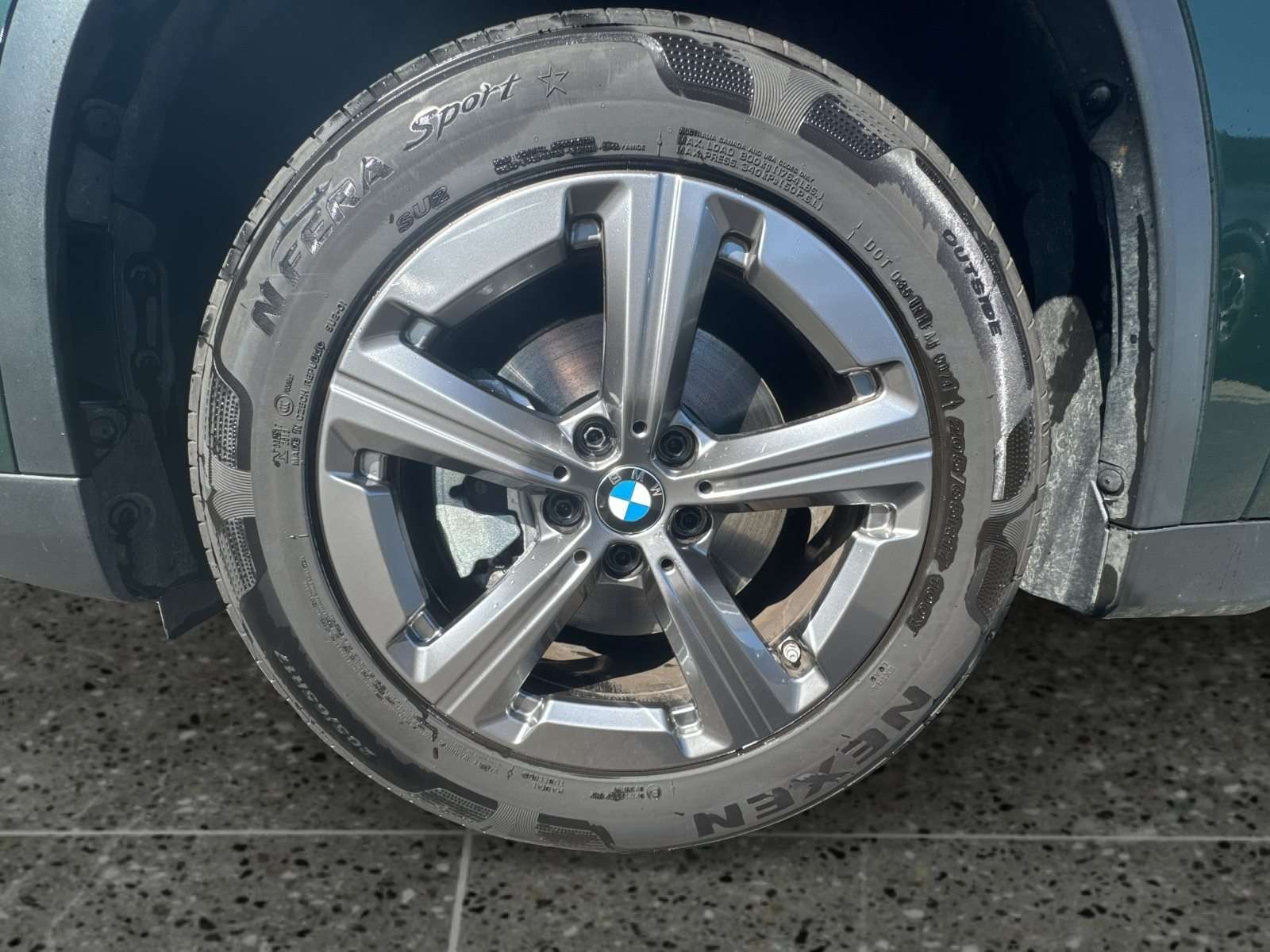 Fahrzeugbild eines BMW X1