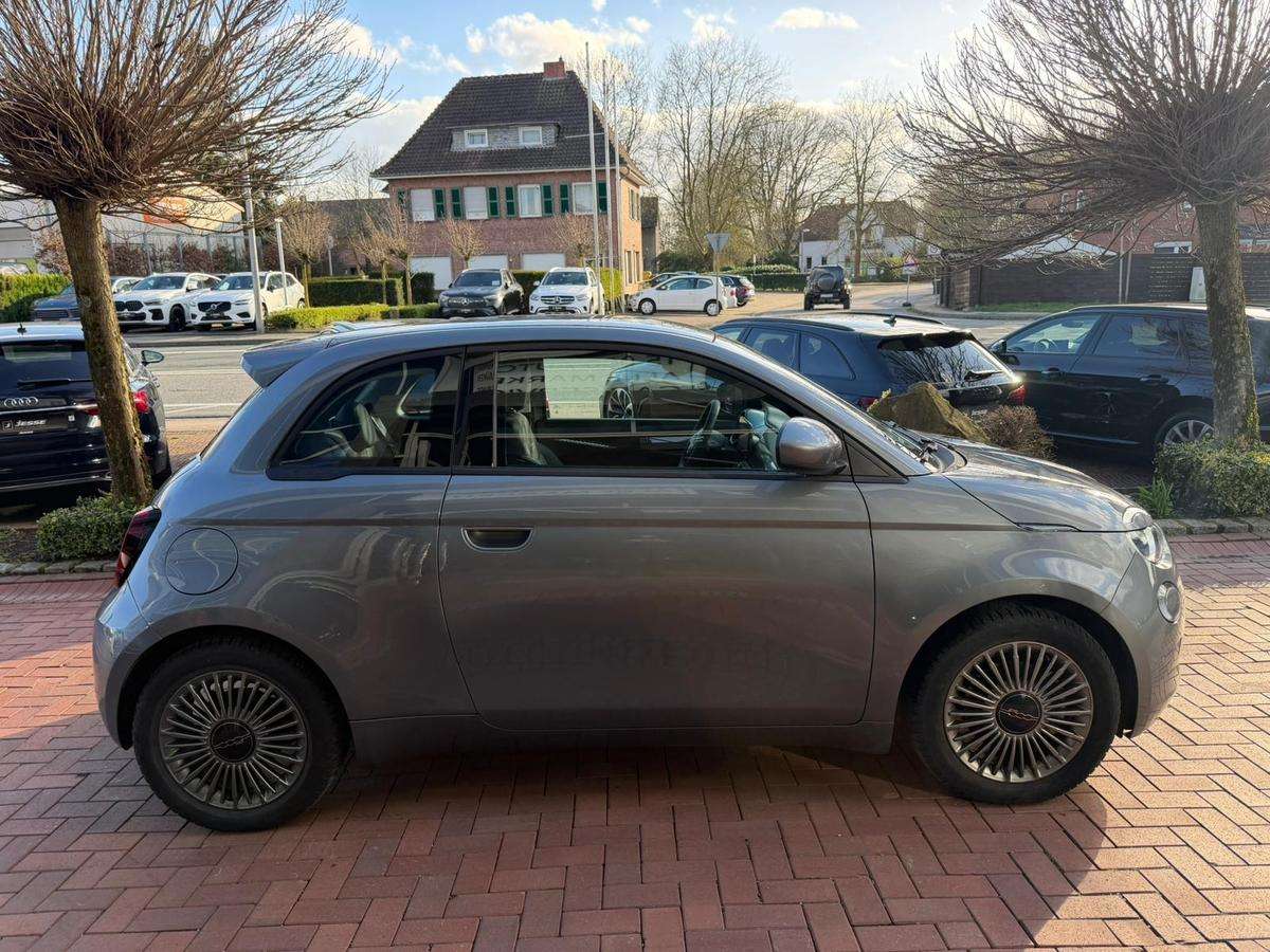 Fahrzeugbild eines Fiat 500