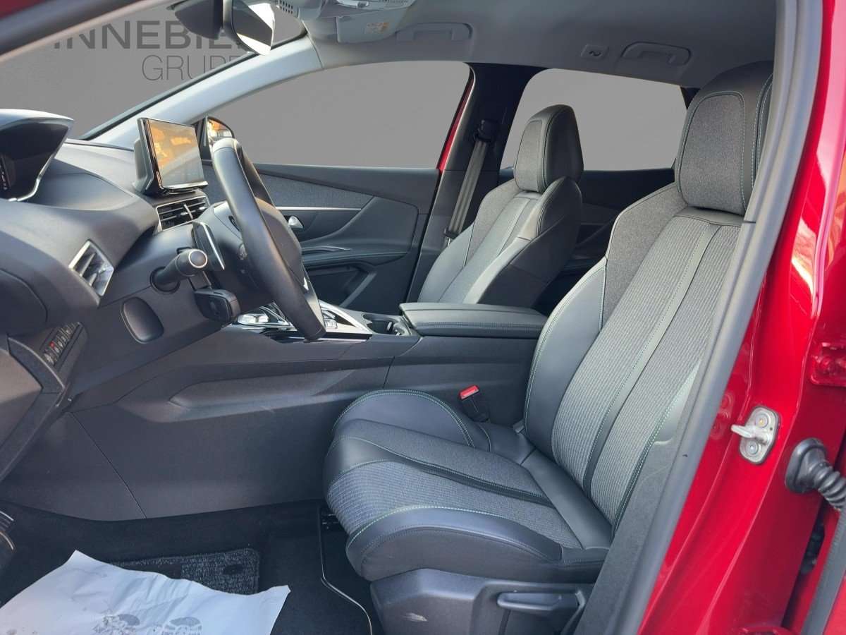 Fahrzeugbild eines Peugeot 3008