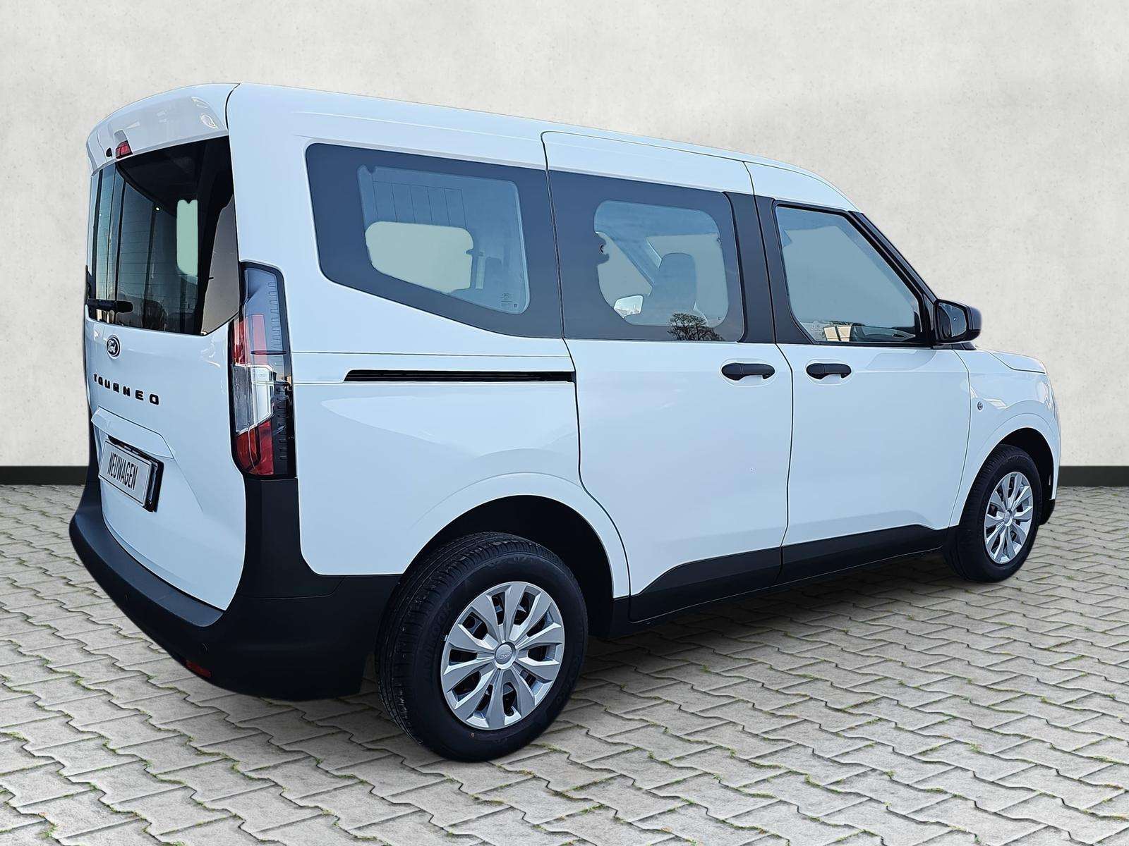 Fahrzeugbild eines Ford Tourneo Courier