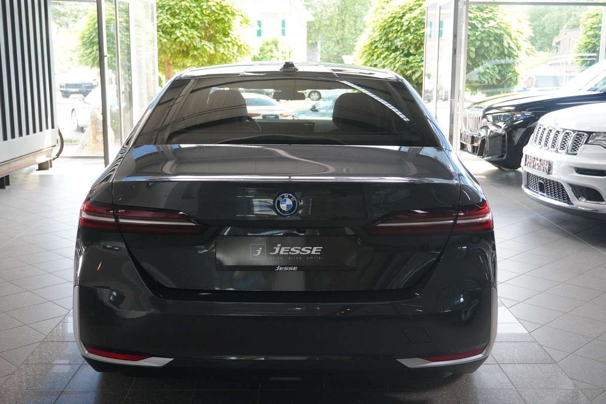 Fahrzeugbild eines BMW 5er-Reihe
