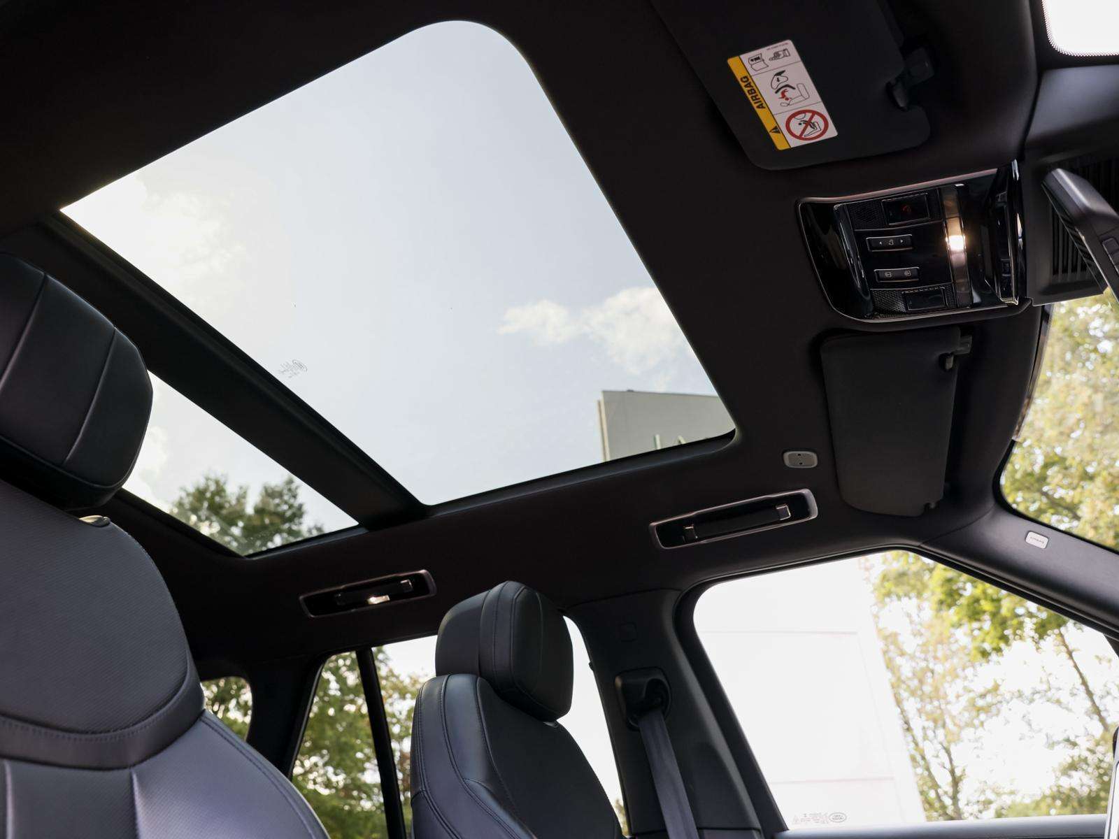 Fahrzeugbild eines Land Rover Range Rover