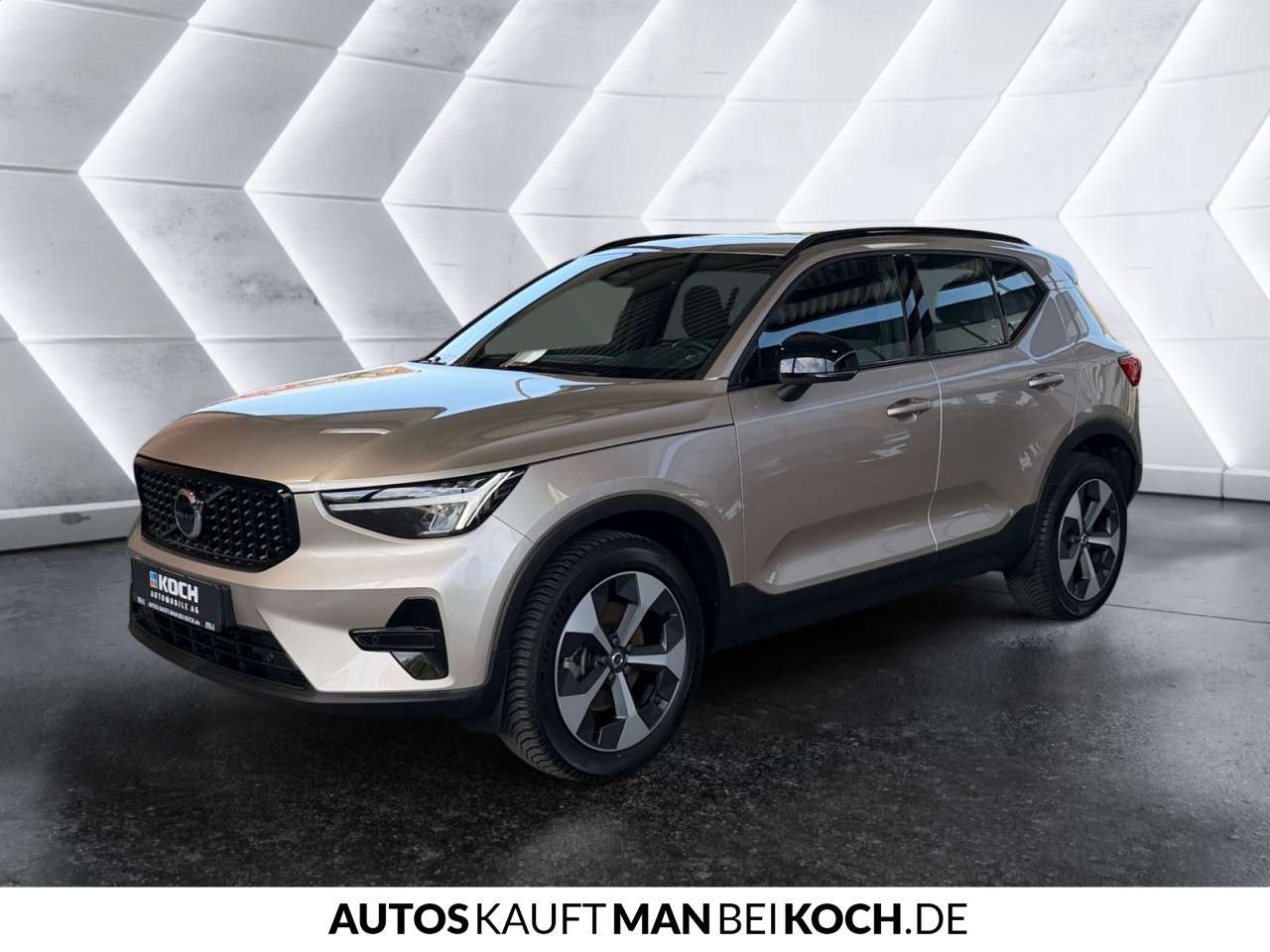Fahrzeugbild eines Volvo XC40