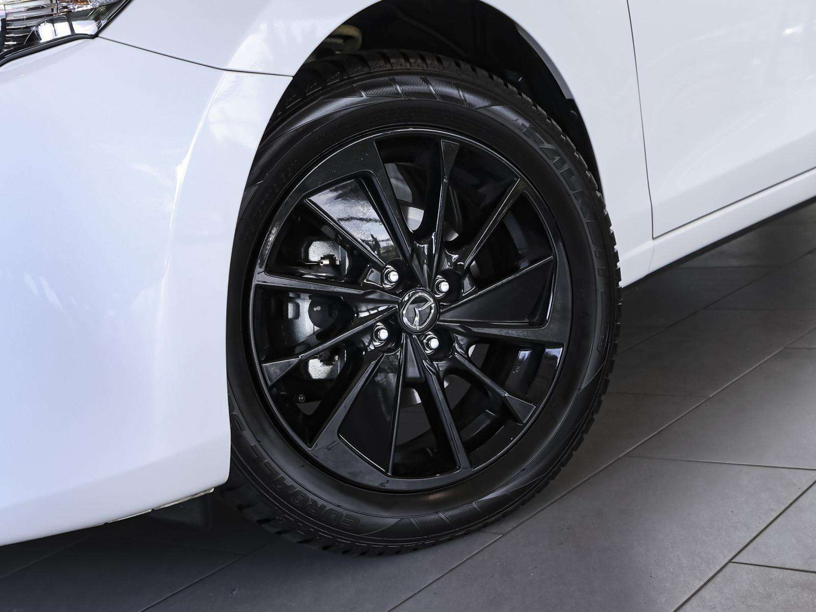 Fahrzeugbild eines Mazda Mazda2