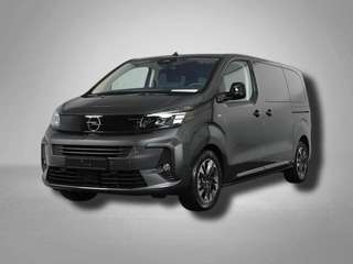 Schräge Frontansicht auf einen Opel Zafira Life , freigestellt