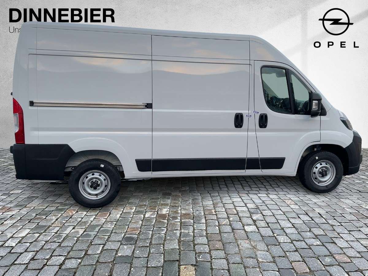 Fahrzeugbild eines Opel Movano