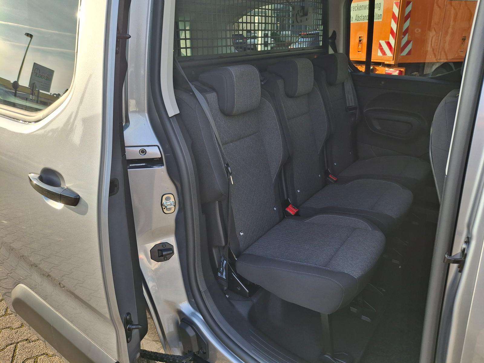 Fahrzeugbild eines Opel Combo Life