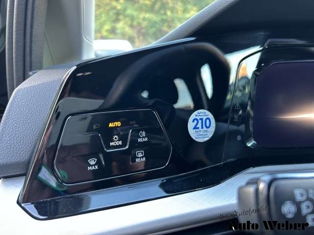 Fahrzeugbild eines Volkswagen Golf