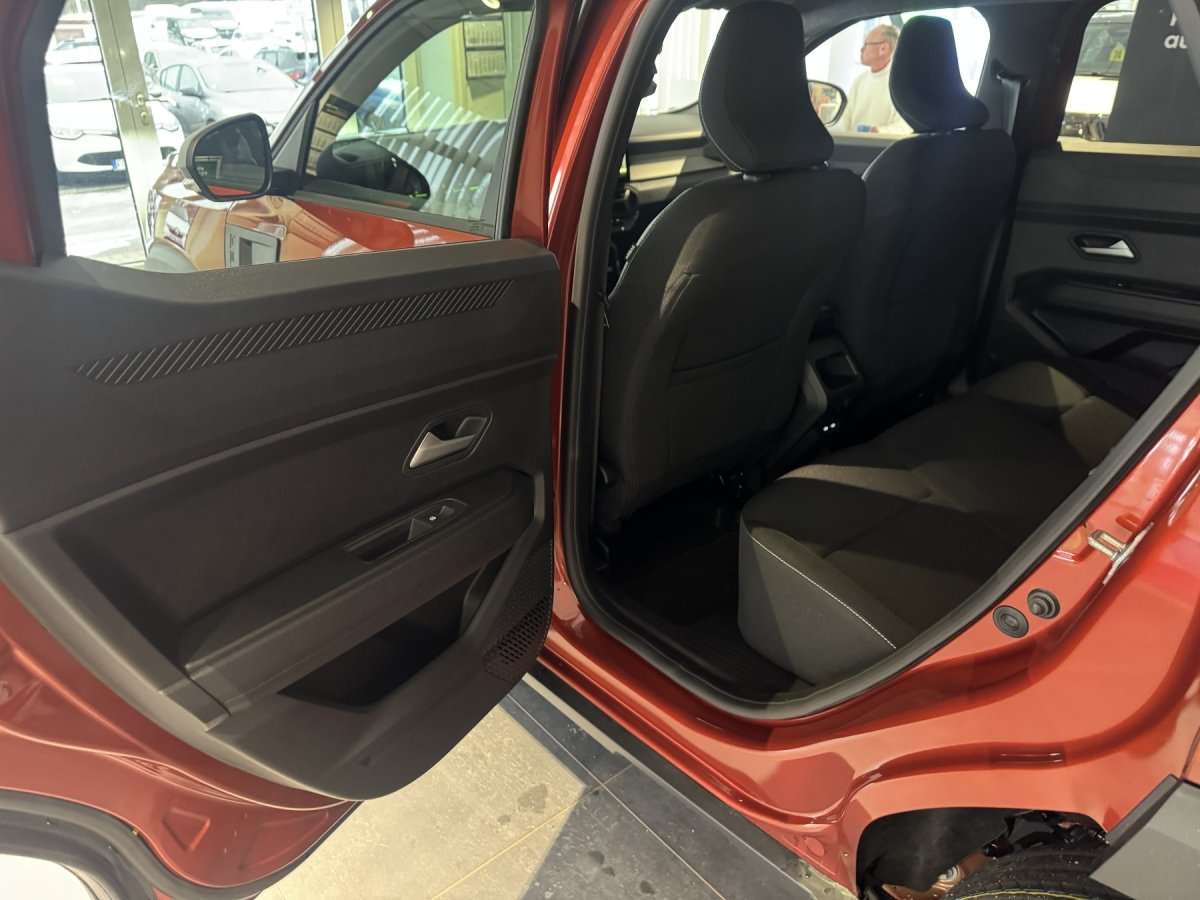 Fahrzeugbild eines Dacia Duster