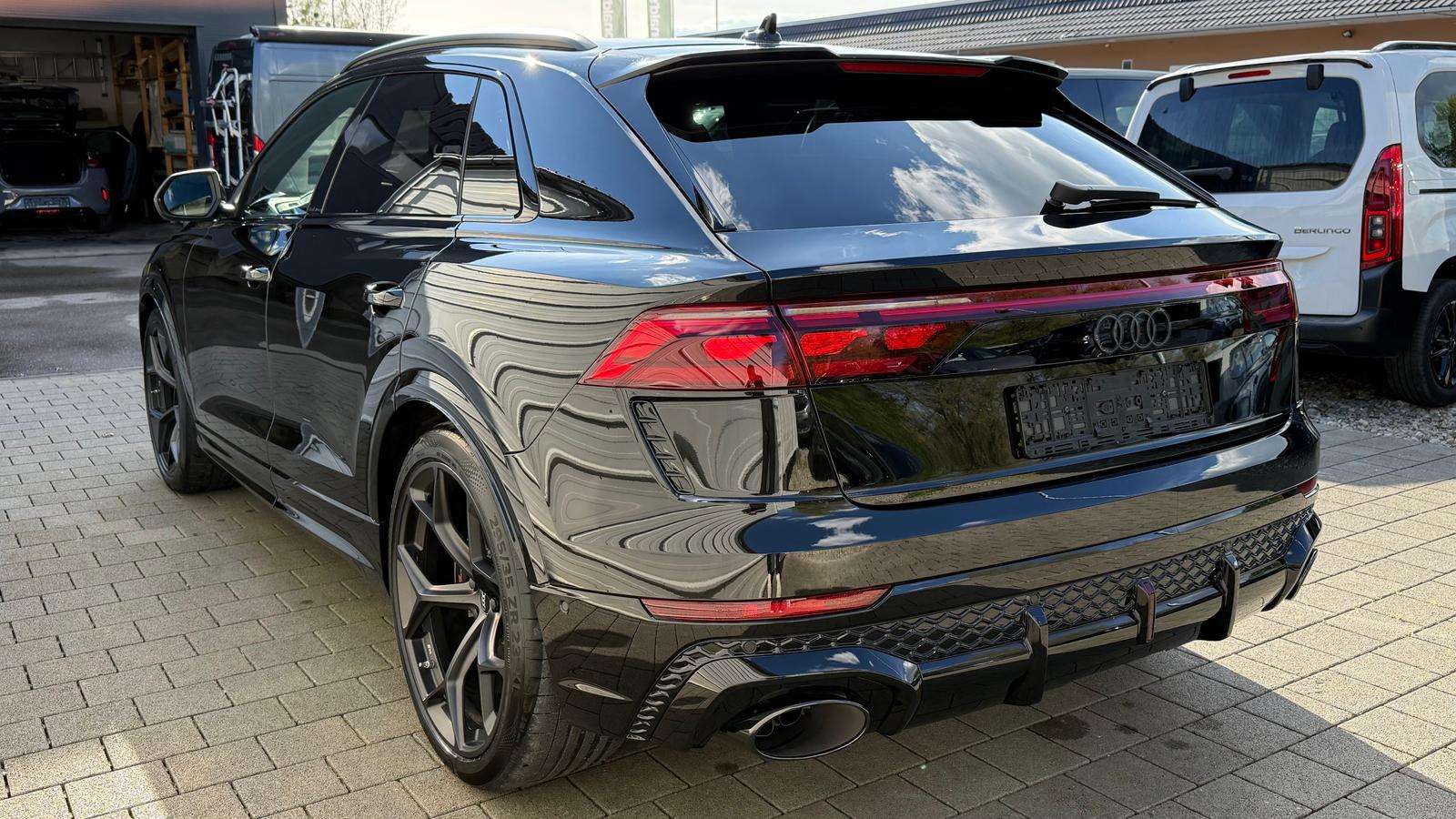 Fahrzeugbild eines Audi RS Q8