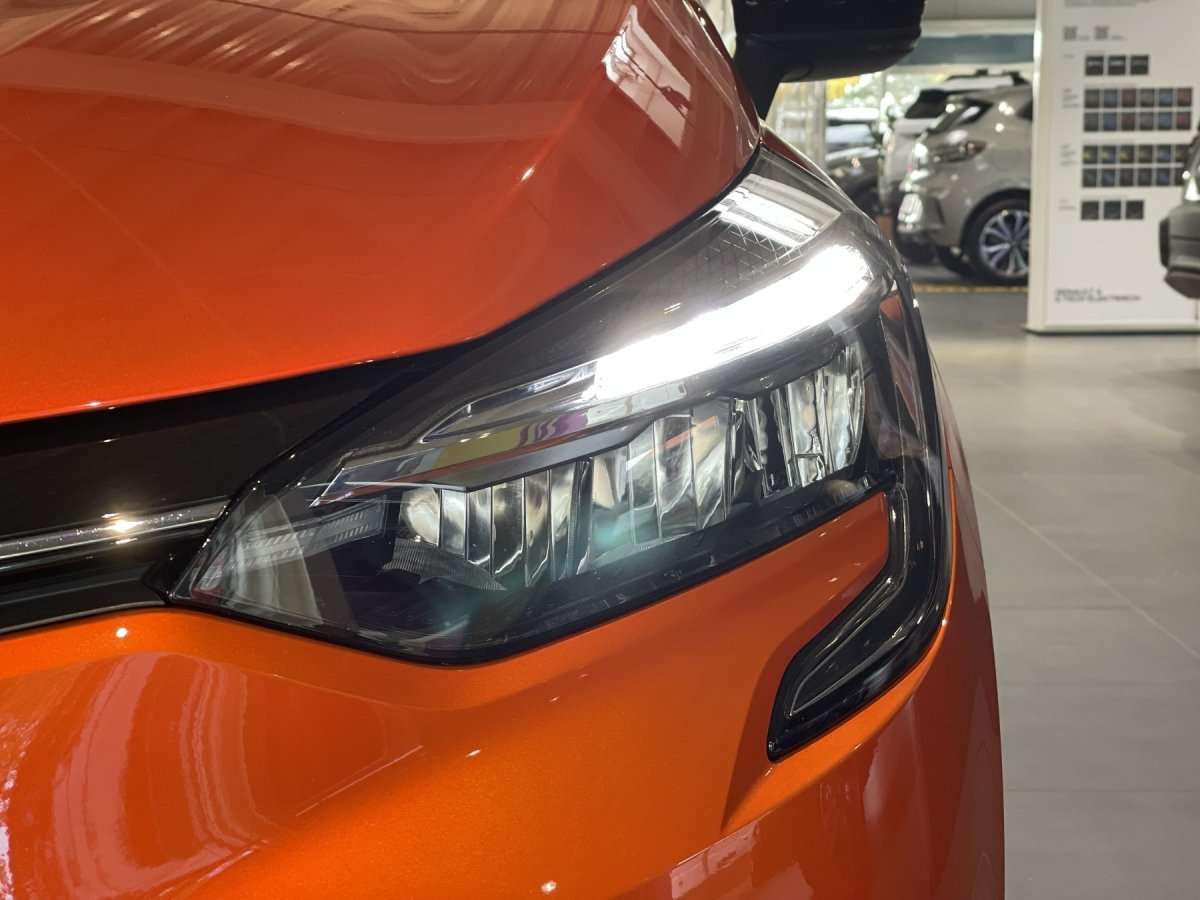 Fahrzeugbild eines Renault Clio