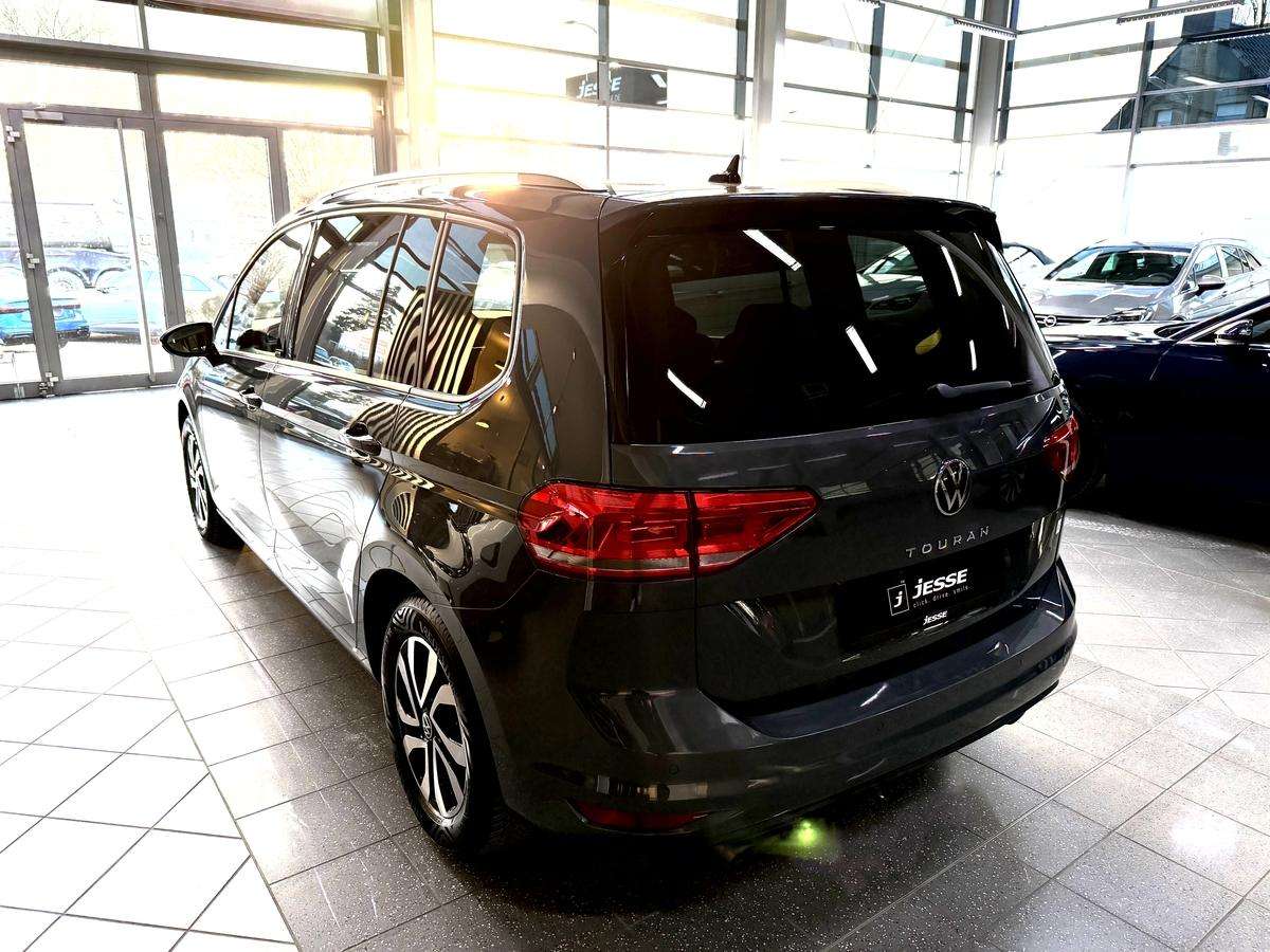 Fahrzeugbild eines Volkswagen Touran