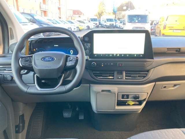 Fahrzeugbild eines Ford Transit Custom