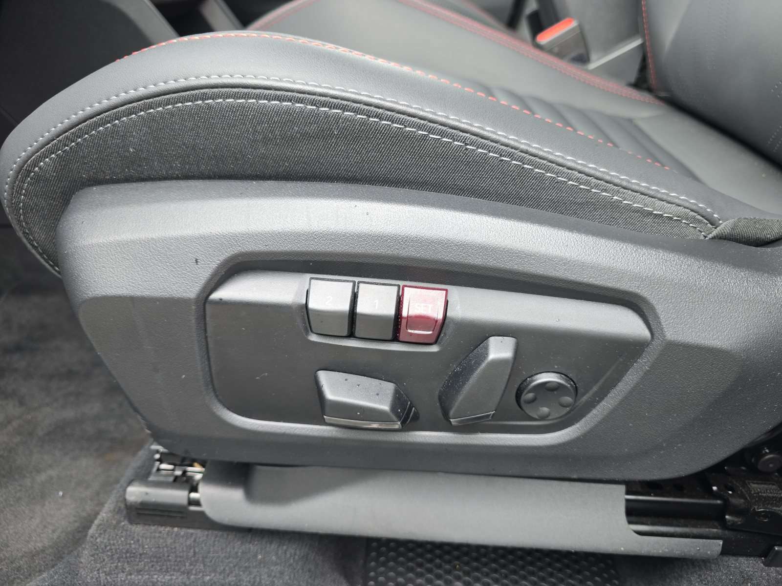 Fahrzeugbild eines MINI MINI