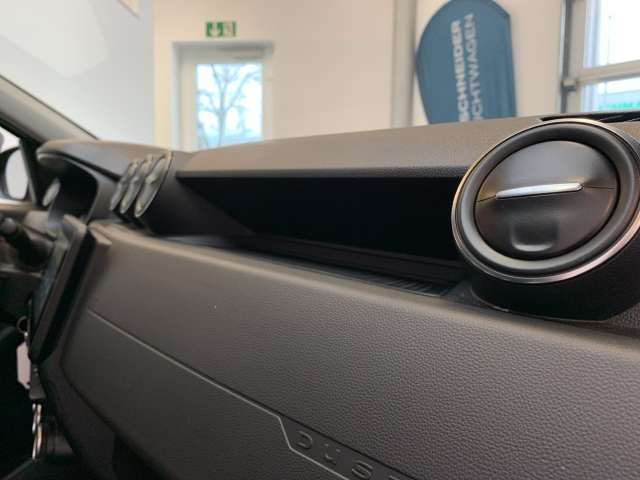 Fahrzeugbild eines Dacia Duster