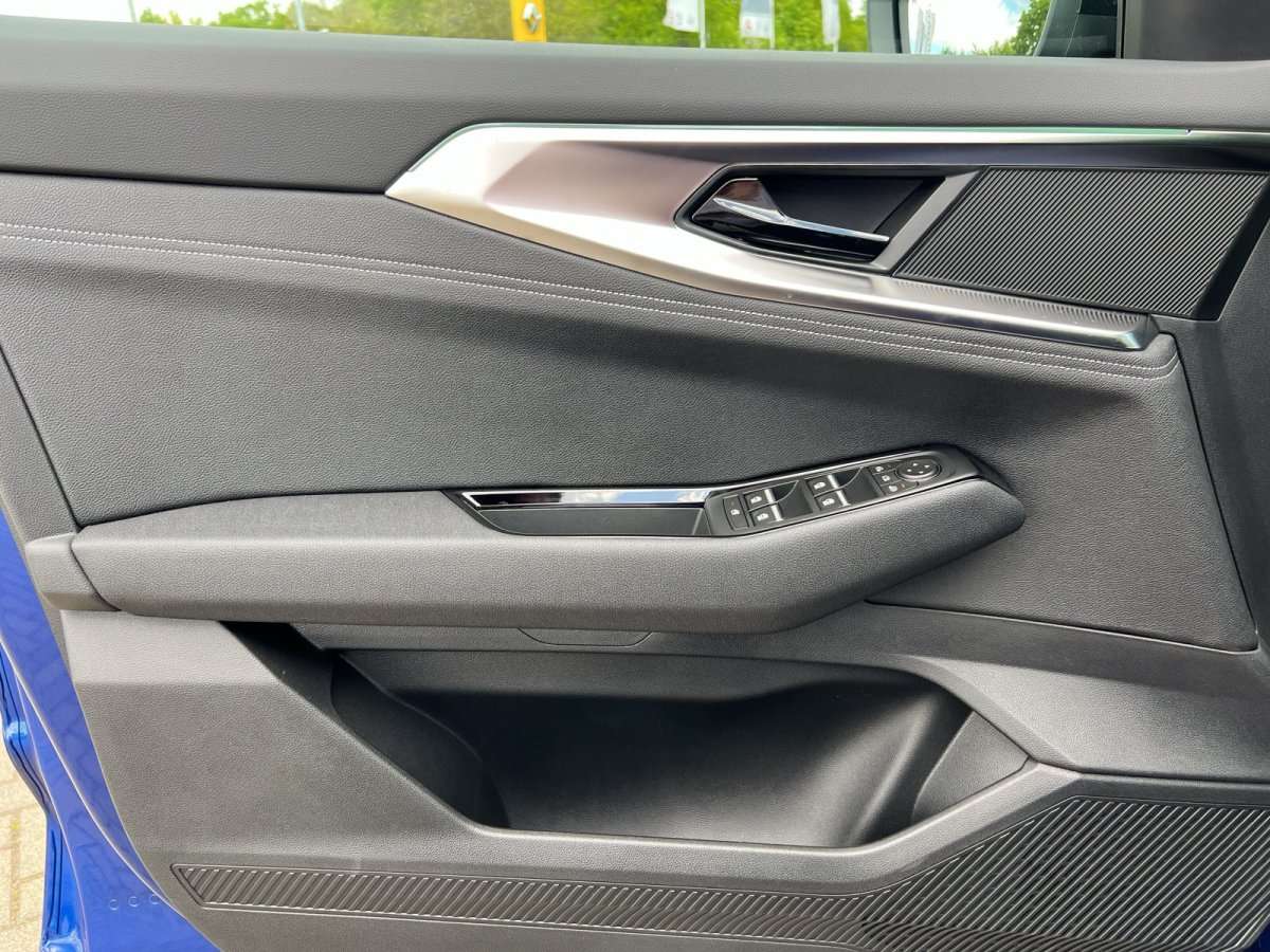 Fahrzeugbild eines Renault Austral