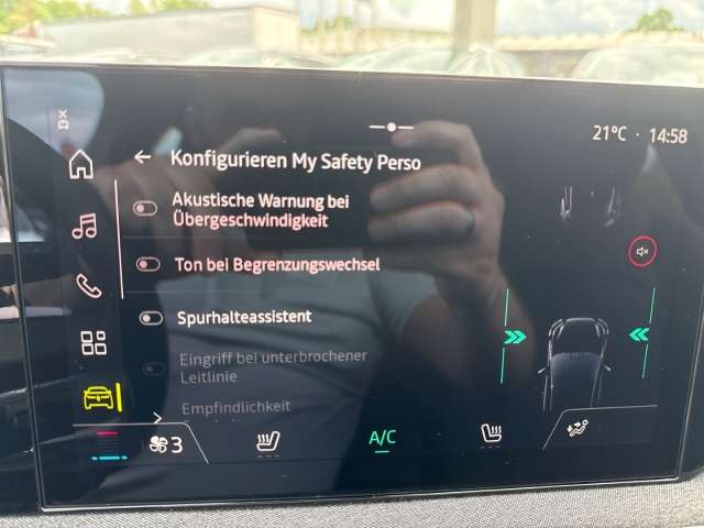 Fahrzeugbild eines Renault Clio