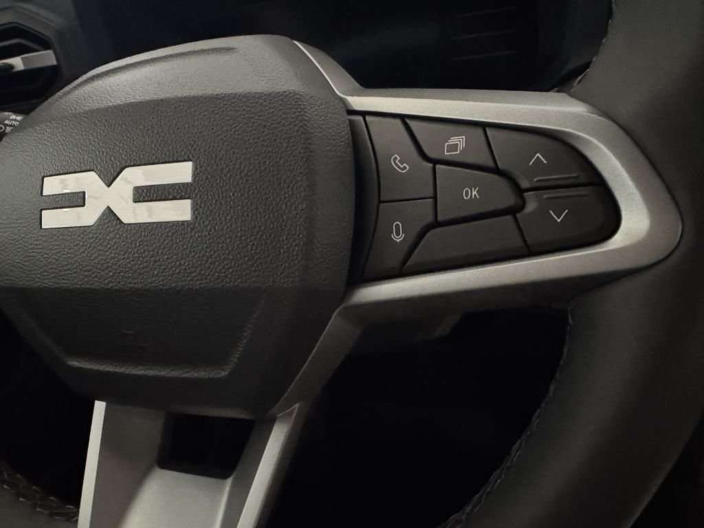 Fahrzeugbild eines Dacia Duster