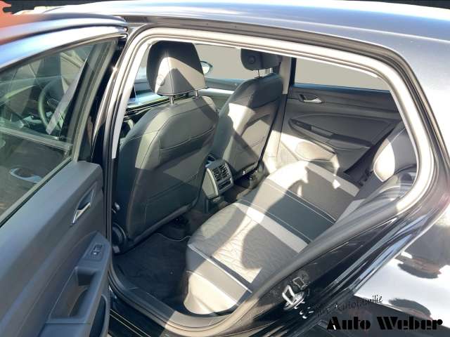Fahrzeugbild eines Volkswagen Golf