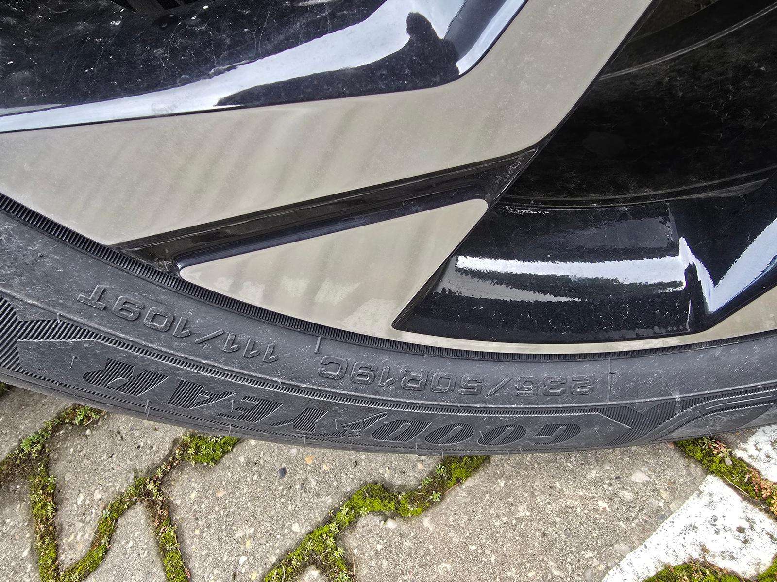 Fahrzeugbild eines Ford Tourneo Custom